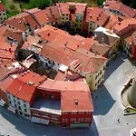 Casina Matilde Varese Ligure